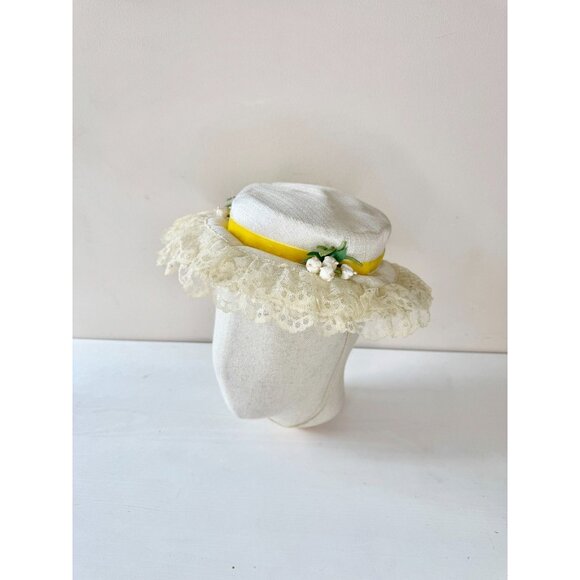 Vintage Ivory Straw Faux Floral Yellow Velvet Bow Lace Ruffle Trim Boater Hat - Picture 2 of 14
